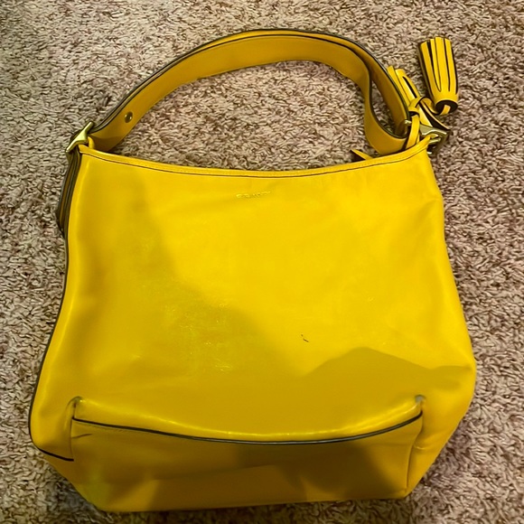 Coach Handbags - Coach shoulder bag